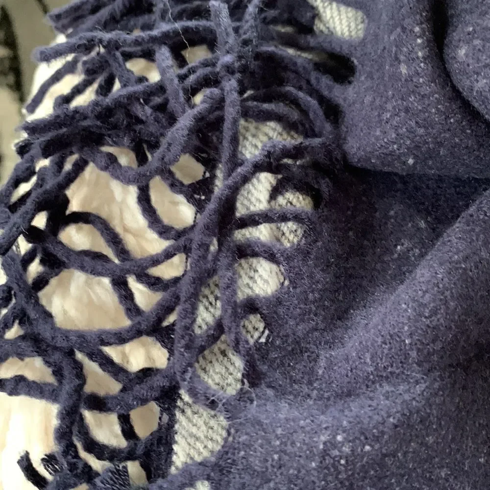 NWT Gap Navy Blue/Grey Stars Oversized Wrap with Fringe